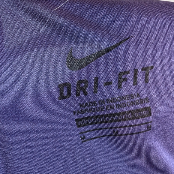 Nike v neck Dri-Fit just do it purple shirt. Size medium - Picture 3 of 4